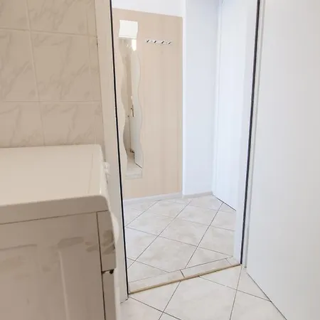 Trzaska With Free Parking *