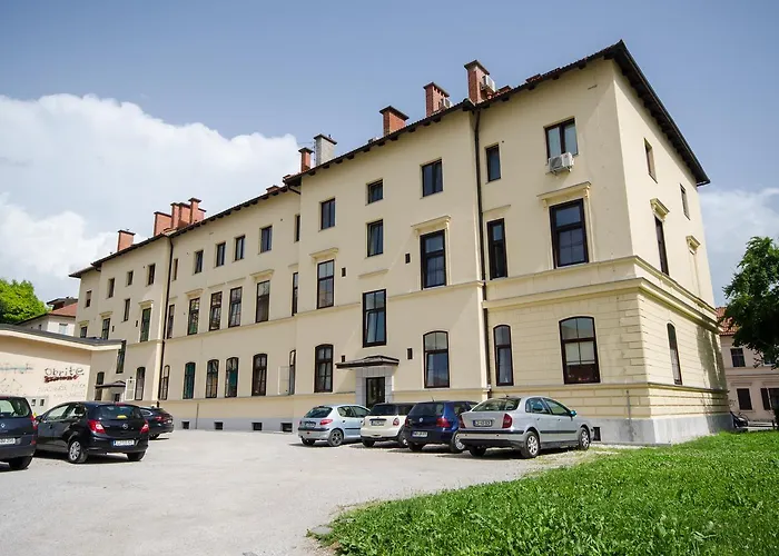 Trzaska With Free Parking Laibach